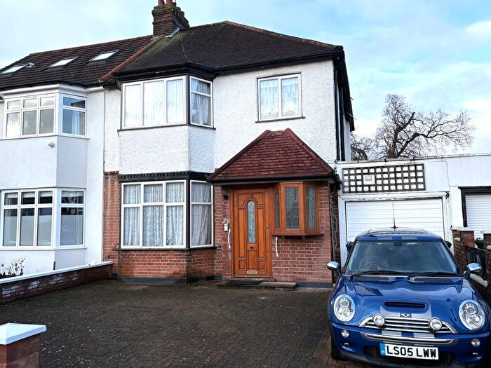 3 Bedroom Semi Detached House To Rent In Sefton Avenue, London, NW7