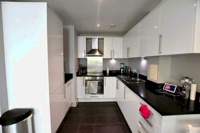 1 Bedroom Apartment To Rent In Drayton Park, London, N5