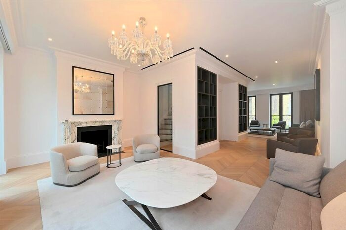 4 Bedroom Town House To Rent In The Chester Collection, Little Chester Street, London, SW1X