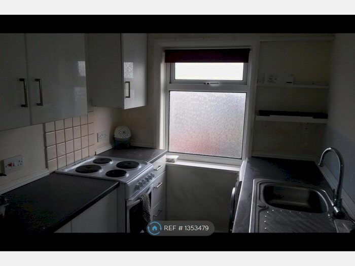 1 Bedroom Flat To Rent In Middlewich St, Crewe, CW1