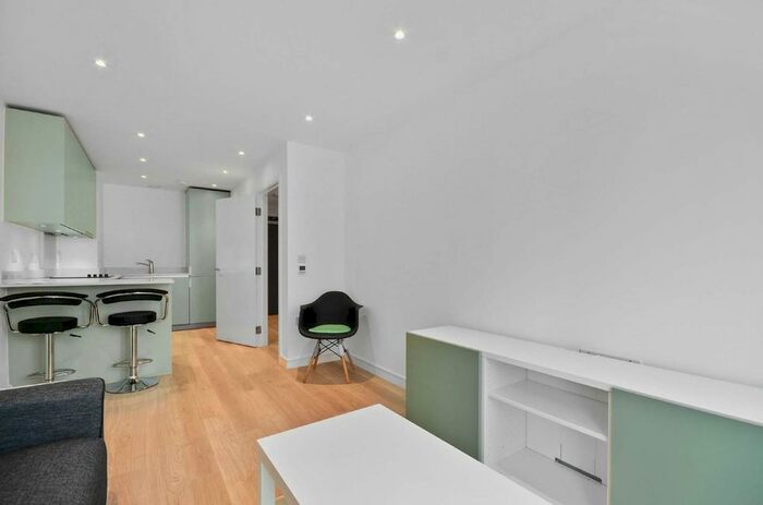 1 Bedroom Flat To Rent In Pinnacle Apartments, 11 Saffron Central Square, Croydon CR0