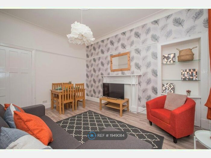 1 Bedroom Flat To Rent In Lorne Street, Hamilton, ML3