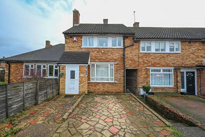 3 Bedroom End Of Terrace House For Sale In Aycliffe Road, Borehamwood, WD6