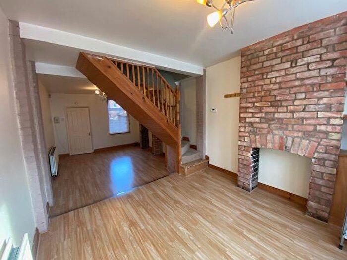 3 Bedroom Terraced House To Rent In Sylvan Street, Leicester, LE3