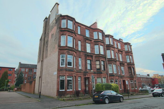 2 Bedroom Flat To Rent In Avenuepark Street, North Kelvinside, G20