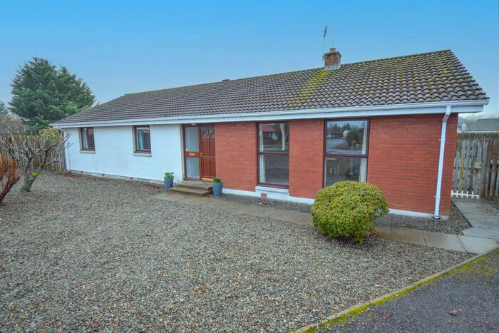 3 Bedroom Detached Bungalow For Sale In Braeview Park, Beauly, IV4