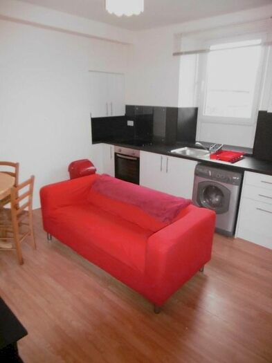 2 Bedroom Flat To Rent In Urquhart Road, City Centre, Aberdeen, AB24