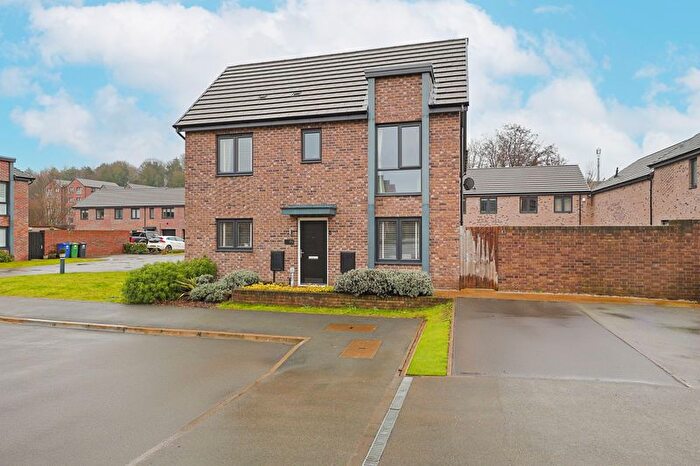 3 Bedroom Semi Detached House For Sale In Woodyard Avenue, Tapton, Chesterfield, S41