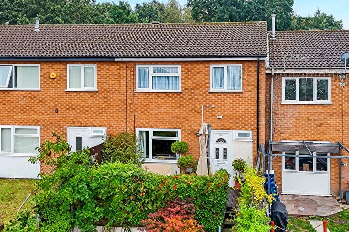 3 Bedroom Terraced House For Sale In Astrid Gardens, Nottingham, NG5