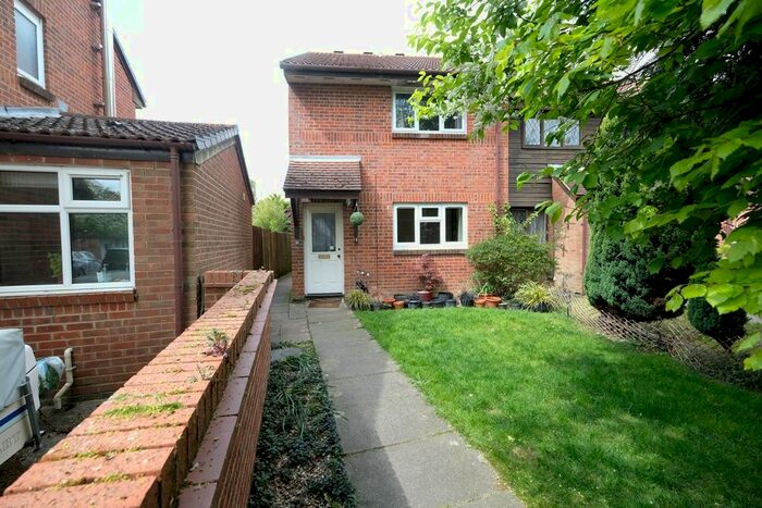 1 Bedroom Maisonette To Rent In Nickleby Gardens, Totton, SO40