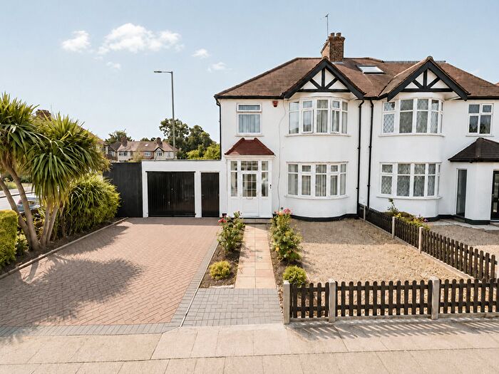 3 Bedroom Semi Detached House For Sale In West Way, Edgware, HA8