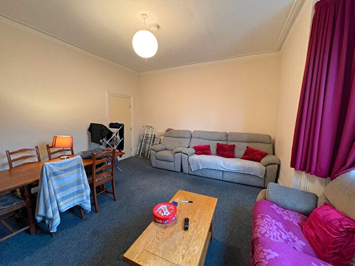 4 Bedroom Maisonette To Rent In Preston Road, Brighton, BN1