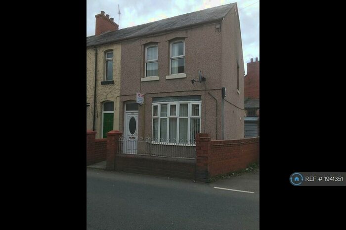 2 Bedroom End Of Terrace House To Rent In Hall St, Wrexham, LL14