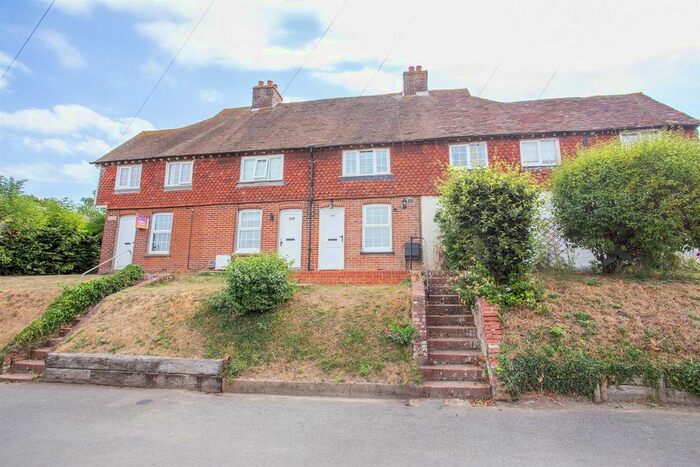 3 Bedroom Property To Rent In The Street, Adisham, Canterbury, CT3