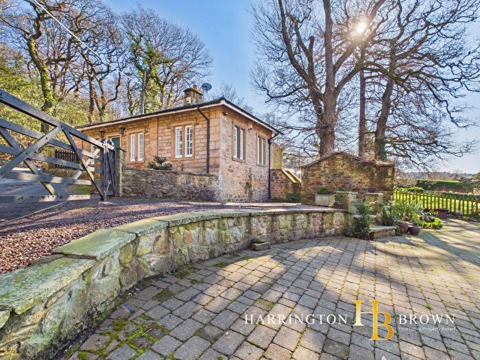 2 Bedroom Cottage For Sale In The Spa Lodge, Shotley Bridge, DH8