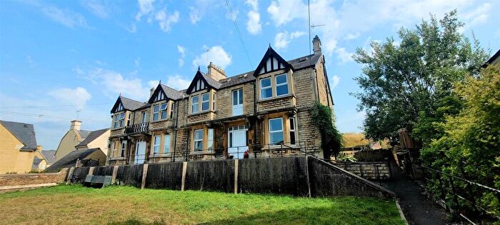 2 Bedroom Flat To Rent In Stokes Road, Corsham, SN13
