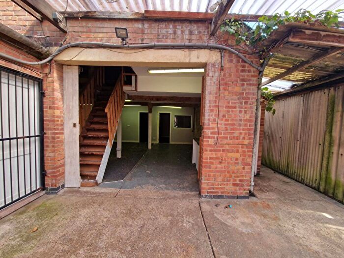 Warehouse To Rent In Wallis Street, Nottingham, Nottinghamshire, NG6