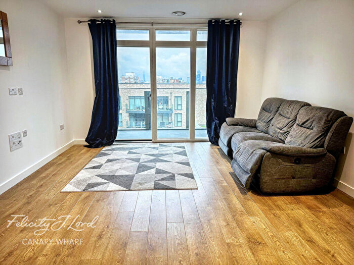 1 Bedroom Flat To Rent In Madeira Street, London, E14