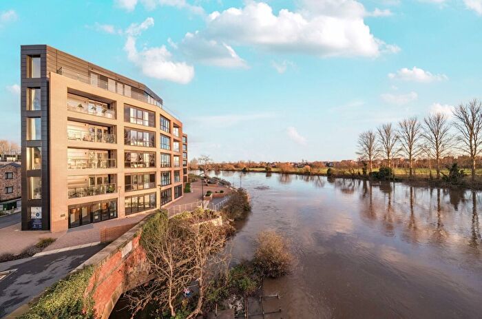 2 Bedroom Flat For Sale In Apartment, Yacht Club Place, Trent Lane, Nottingham, Nottinghamshire, NG2