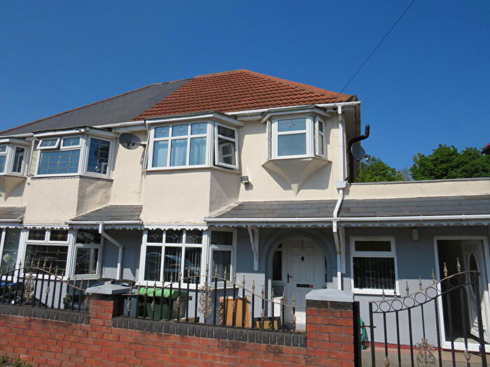 3 Bedroom House To Rent In St Pauls Road, Smethwick, B66