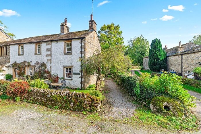 2 Bedroom End Of Terrace House For Sale In Malham, Skipton, North Yorkshire, BD23