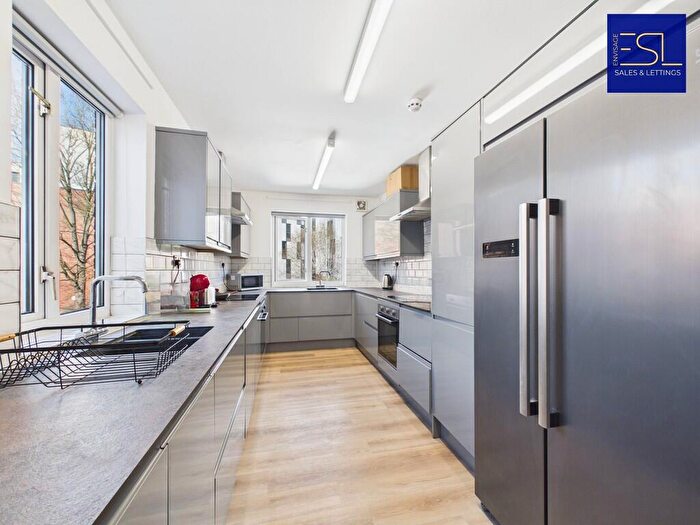 7 Bedroom Terraced House For Sale In Newly Refurbished Turnkey Hmo In, CV1