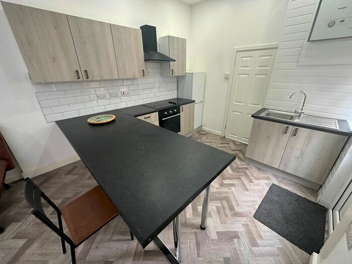 1 Bedroom Flat To Rent In Donald Street, Cardiff, CF24