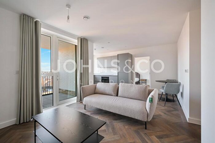 1 Bedroom Apartment To Rent In Orwell House, North West Quarter, Carlton Vale, NW6