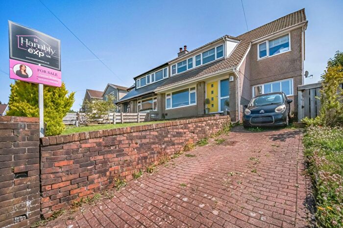 4 Bedroom Semi-Detached House For Sale In Stonebridge Road, Rassau, NP23