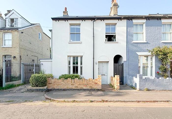 2 Bedroom Apartment For Sale In Hooper Street, CB1
