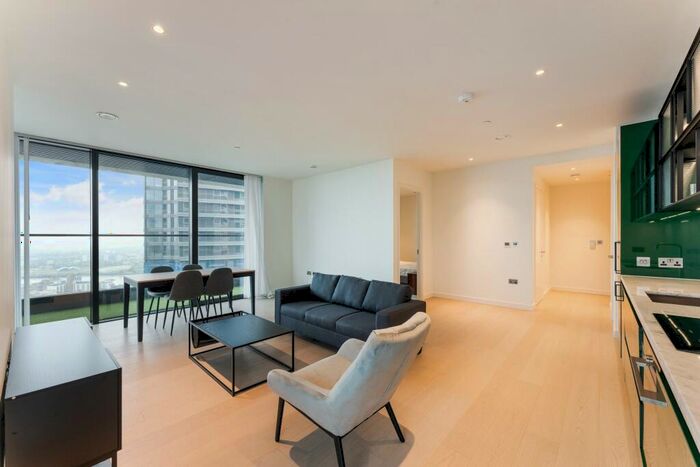 2 Bedroom Apartment To Rent In Bagshaw Building, Wardian, Canary Wharf, E14
