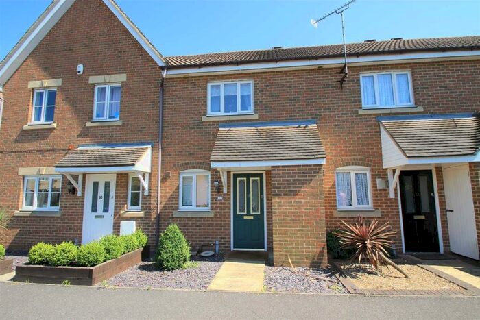 2 Bedroom Terraced House To Rent In Olivine Close Sittingbourne Kent, ME10