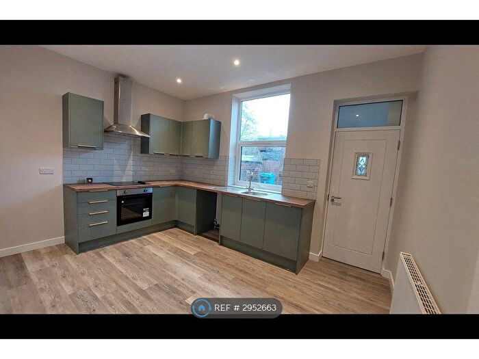 2 Bedroom Terraced House To Rent In Livingstone Street, Lees, Oldham, OL4