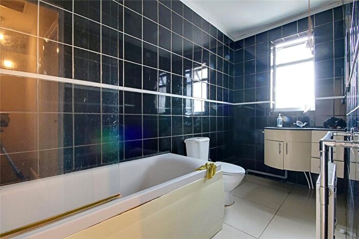 3 Bedroom Terraced House For Sale In Norfolk Road, Enfield, EN3