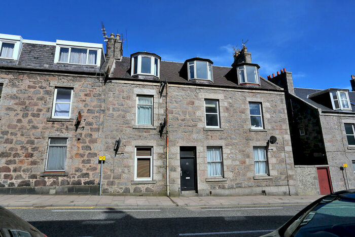 1 Bedroom Flat To Rent In South Mount Street, First Floor Right, Rosemount, Aberdeen, AB25
