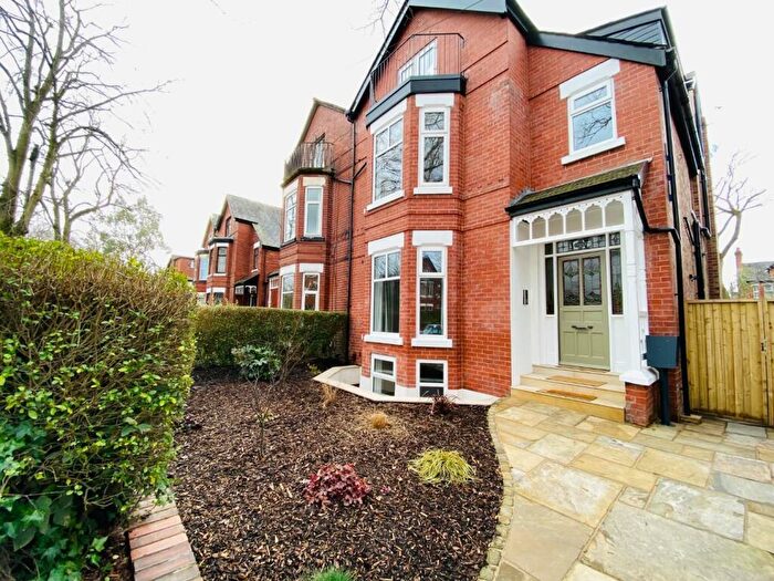 2 Bedroom Apartment To Rent In Chandos Road, Chorlton, Manchester, M21