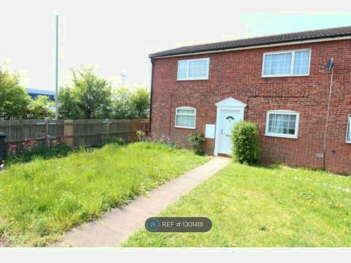 Studio To Rent In Wigmore, Luton LU2