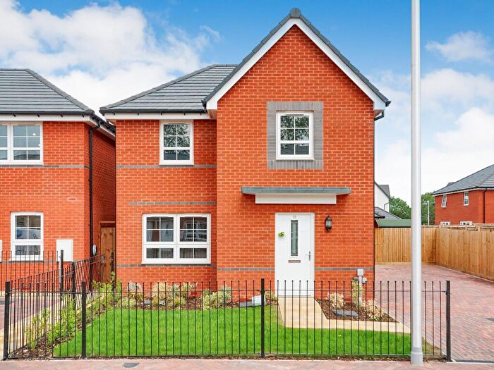 4 Bedroom House To Rent In Campbell Drive, Upper Lighthorne, Leamington Spa, Warwickshire, CV33