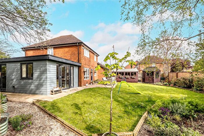 4 Bedroom Detached House For Sale In Loddon Drive, Didcot, Oxfordshire, OX11