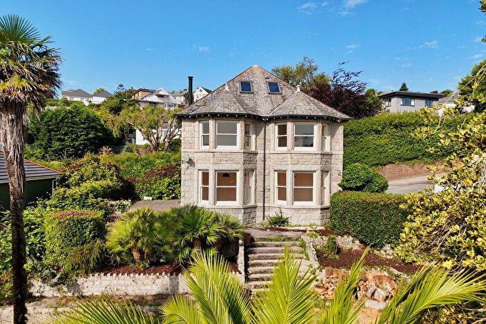 4 Bedroom Detached House For Sale In Kernick Road, Penryn, TR10