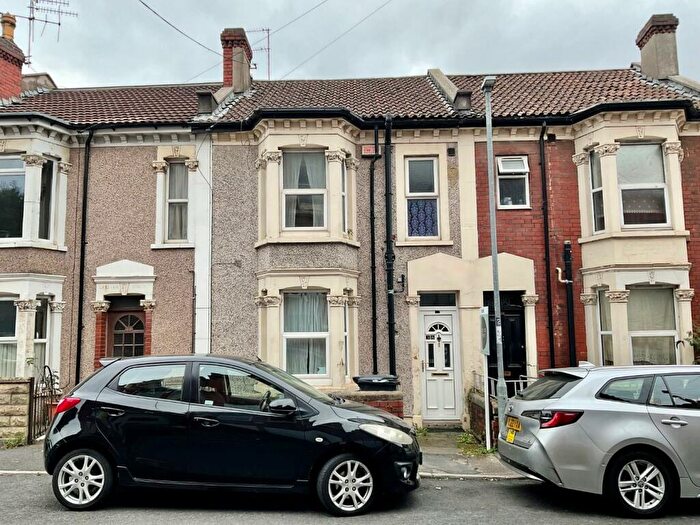 3 Bedroom Terraced House To Rent In Queen Ann Road, Barton Hill, Bristol, BS5