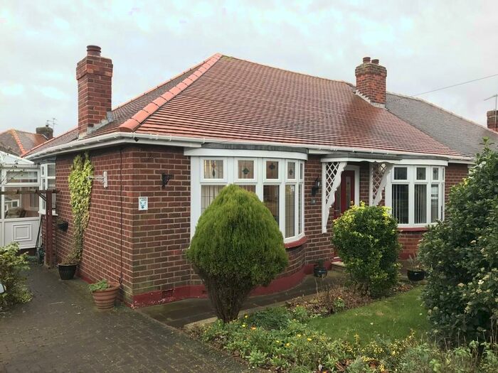 2 Bedroom Semi-Detached Bungalow To Rent In Charlton Road, Fulwell, SR5
