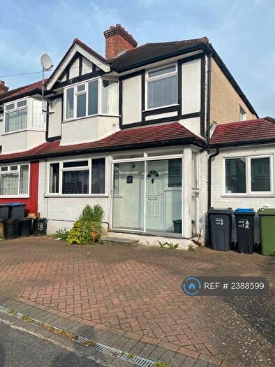 3 Bedroom End Of Terrace House To Rent In Beech Grove, Mitcham, CR4