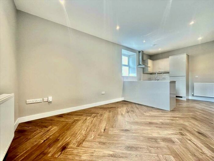 1 Bedroom Apartment To Rent In Ford Park Road, Plymouth, Plymouth, PL4