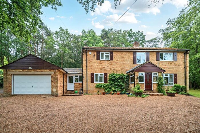 4 Bedroom Detached House For Sale In Church Lane, Ewshot, GU10