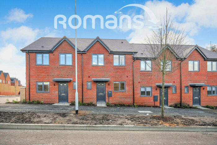 2 Bedroom Terraced House To Rent In Wheldon Lane, Wokingham, RG45