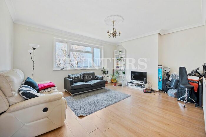 3 Bedroom Flat To Rent In Hobbs Place Estate, London, N1
