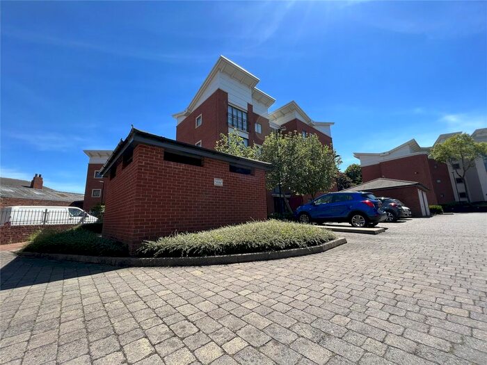 Houses for sale in Inkerman Grove, WV10, West Midlands