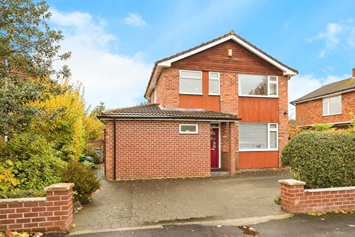 3 Bedroom Detached House For Sale In Clifford Drive, Chester, Cheshire, CH4
