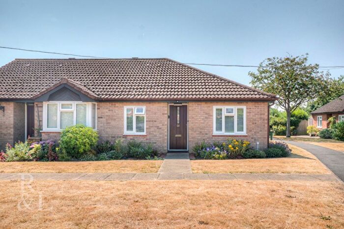 2 Bedroom Semi-Detached Bungalow For Sale In Gardens Court, West Bridgford, Nottingham, NG2